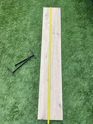 Madera Prensada estilo Roble (Cortada estanteria)