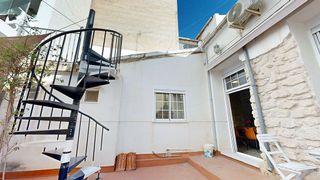 Casa pareada en venta en Benalúa en Alicante