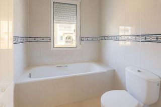 Casa adosada en venta en Altos - La Florida en Orihuela