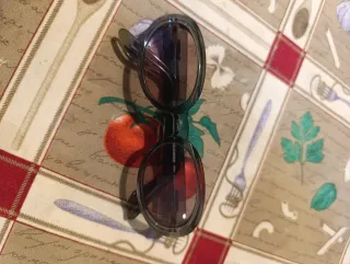 Occhiali Gucci grigi