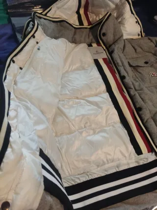 Abrigo Chaquetón Moncler Gris Talla M