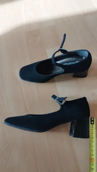 Zapatos ante tacón ancho con tira