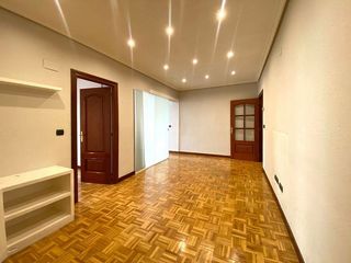 Piso en venta en Zaramaga en Vitoria-Gasteiz