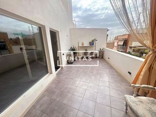 Ático en venta en Carolinas Bajas en Alicante