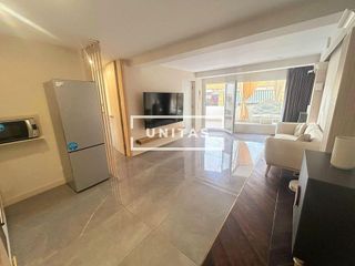 Ático en venta en Carolinas Bajas en Alicante