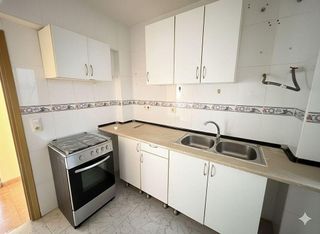 Piso en venta en Los Ángeles - Cruz de Caravaca en Almería