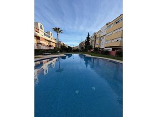 Piso en venta en Puerto - Plaza de Toros en Estepona