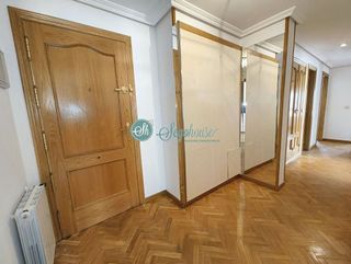 Piso en venta en José Zorrilla - Padre Claret en Segovia