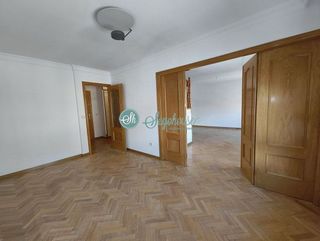 Piso en venta en José Zorrilla - Padre Claret en Segovia