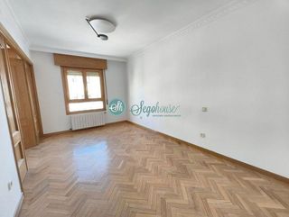 Piso en venta en José Zorrilla - Padre Claret en Segovia