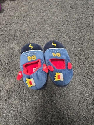 Zapatillas de estar por casa cohete espacial