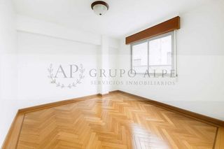 Piso en venta en Praza Independencia en Vigo