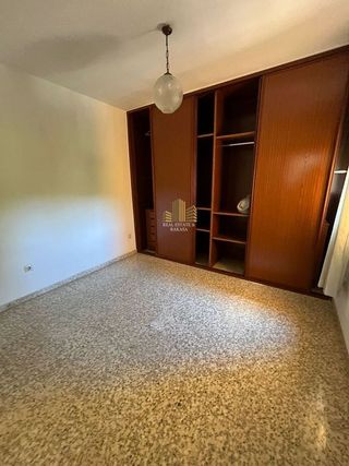 Piso en venta en La Paz en Alcalá de Guadaira