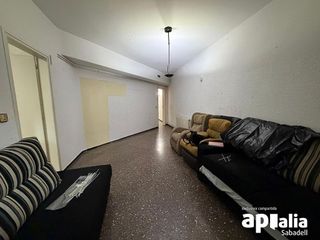 Piso en venta en Creu Alta en Sabadell