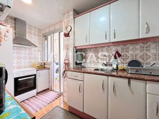 Piso en venta en Artigas - Llefià en Badalona