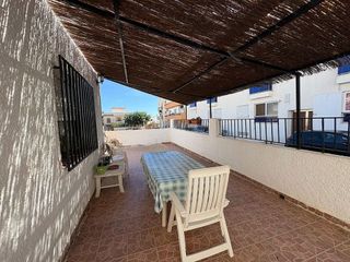 Casa adosada en venta en Carboneras