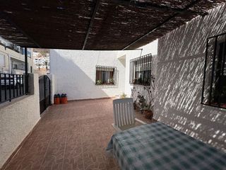 Casa adosada en venta en Carboneras