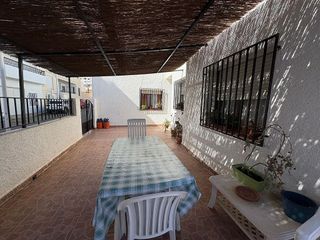 Casa adosada en venta en Carboneras