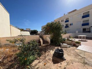 Casa adosada en venta en Carboneras