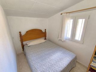 Chalet en venta en Yecla