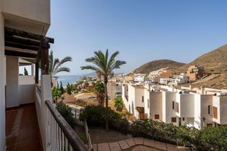 Piso en venta en Carboneras