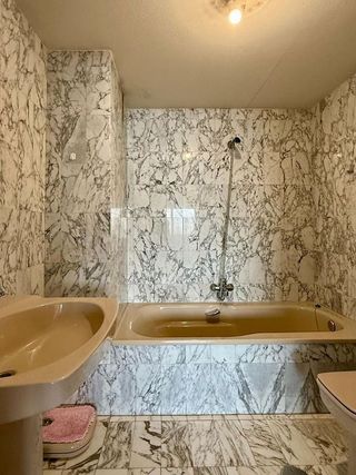 Piso en venta en Cuatro Caminos - Plaza de la Cubela en Coruña (A)