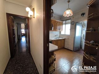 Piso en venta en Linares