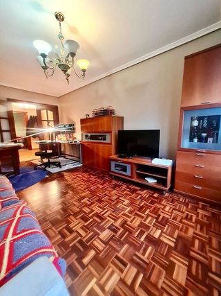 Piso en venta en Laviada en Gijón