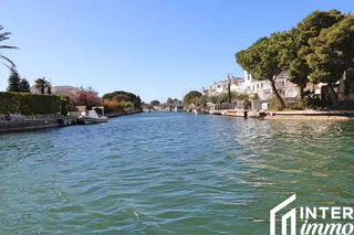 Piso en venta en Empuriabrava en Castelló d´Empúries