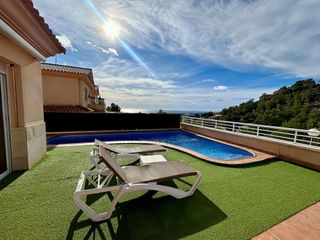 Casa adosada en venta en Eixample Residencial en Roda de Barà