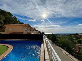 Casa adosada en venta en Eixample Residencial en Roda de Barà