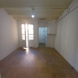 Piso en venta en El Raval en Barcelona