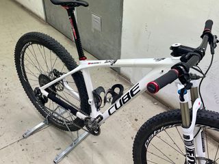 Bicicleta CUBE BTT-Gravel