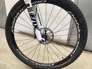 Bicicleta CUBE BTT-Gravel