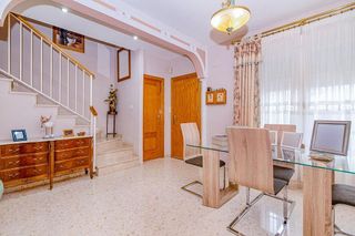 Casa adosada en venta en Zubia (La)