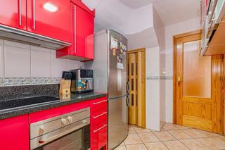 Casa adosada en venta en Zubia (La)