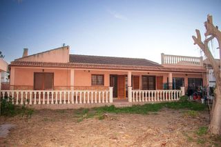 Chalet en venta en Los Balcones - Los Altos del Edén en Torrevieja