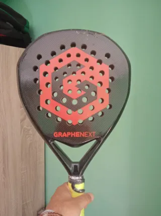 Palas de pádel rotas - Playa