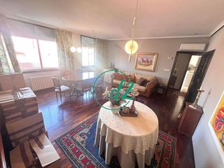 Piso en venta en Centro en Ourense