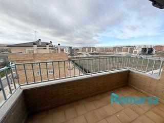 Piso en venta en Universidad en Ávila