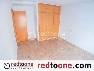 Piso en venta en Mercado en Alicante