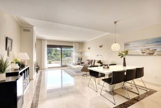 Ático en venta en Benahavís