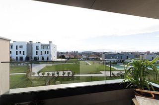 Piso en venta en Valdenoja - La Pereda en Santander