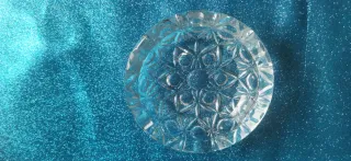 Cenicero de cristal de lujo tallado