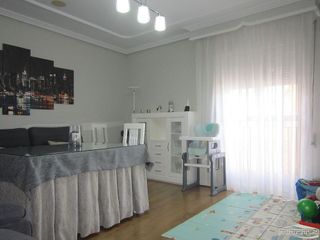Piso en venta en Lucena