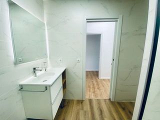 Casa adosada en venta en Les Arenes - La Grípia  Can Montllor en Terrassa