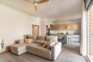 Piso en venta en Sant Antoni en Barcelona