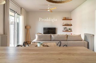 Piso en venta en Sant Antoni en Barcelona