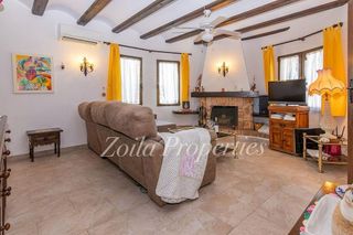 Chalet en venta en Les Marines/Las Marinas en Dénia