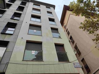 Piso en alquiler en Arrabal en Zaragoza